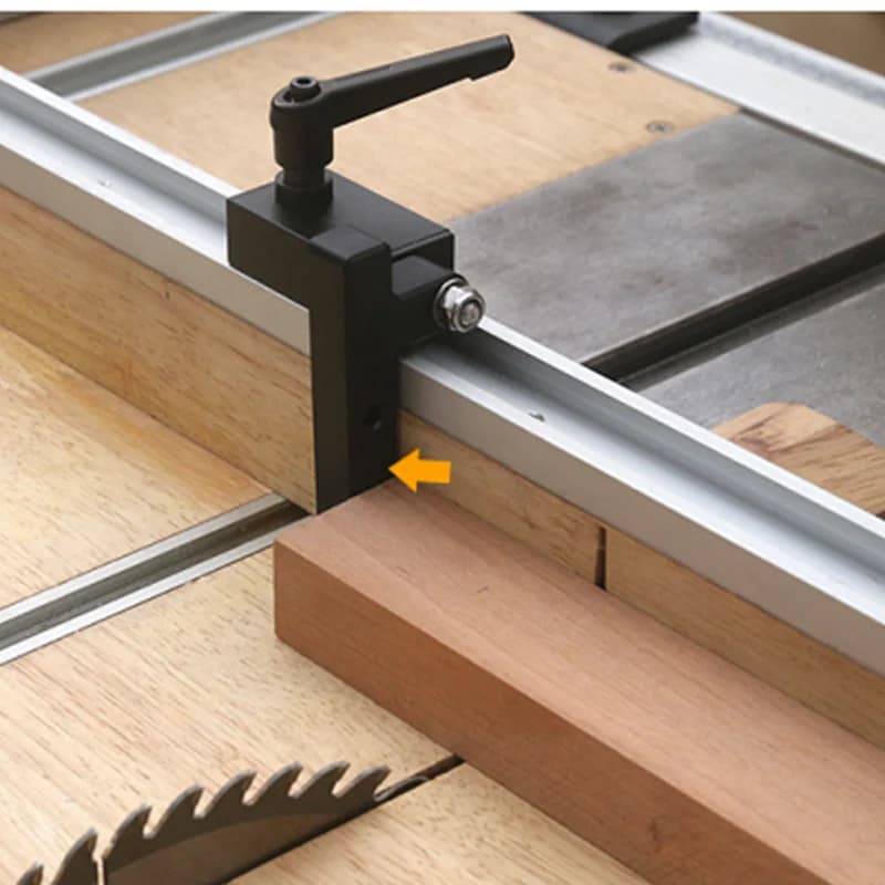 Opritor glisant din aluminiu pentru șină T (T-Track)